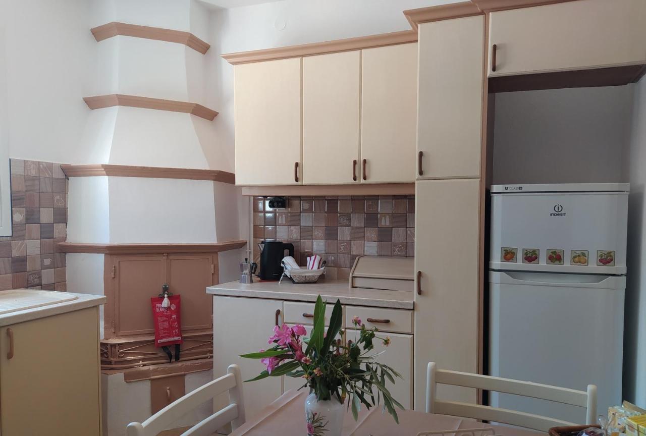 Villa Ireni Waterfont Фискардо Екстериор снимка