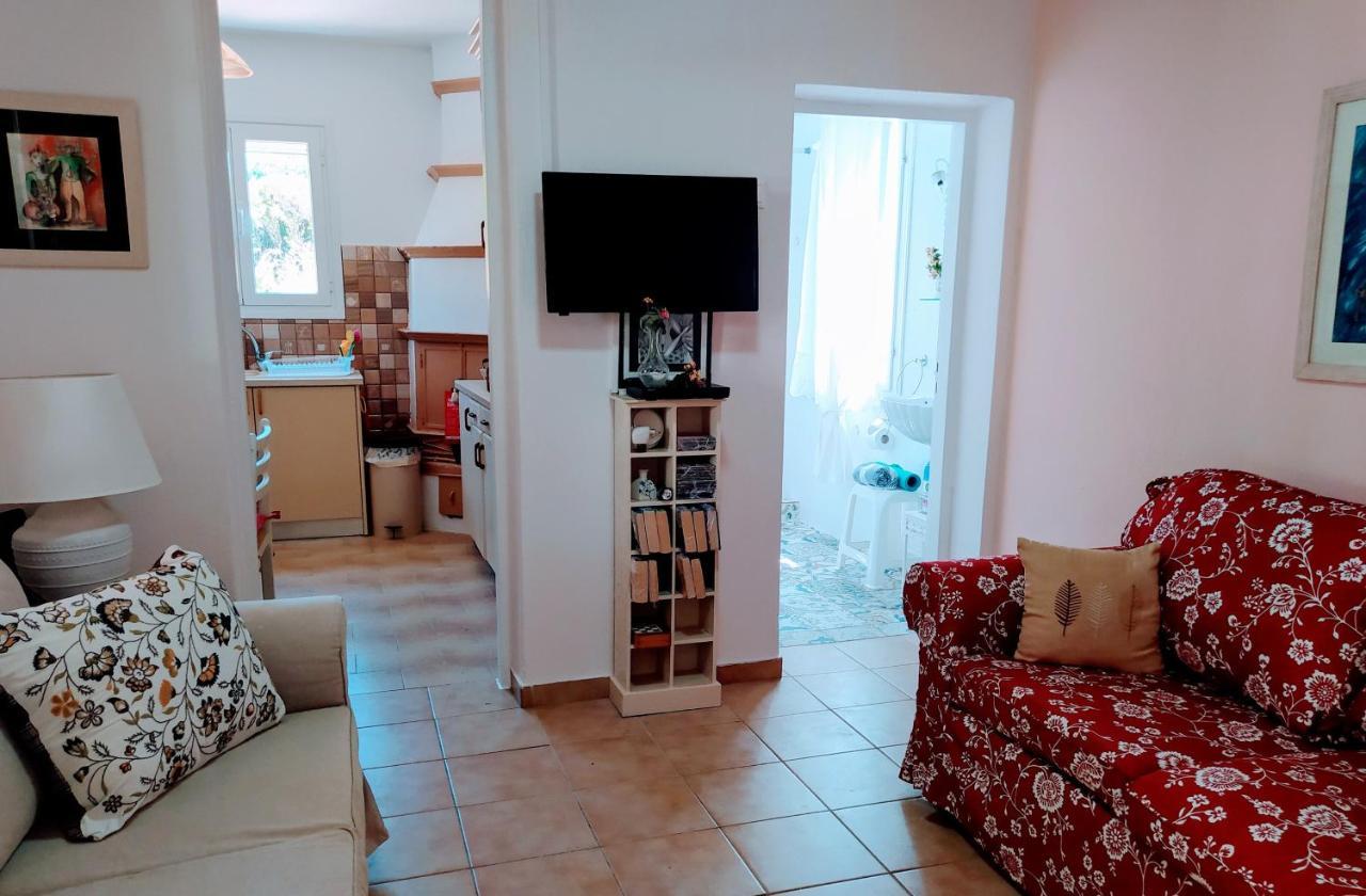 Villa Ireni Waterfont Фискардо Екстериор снимка