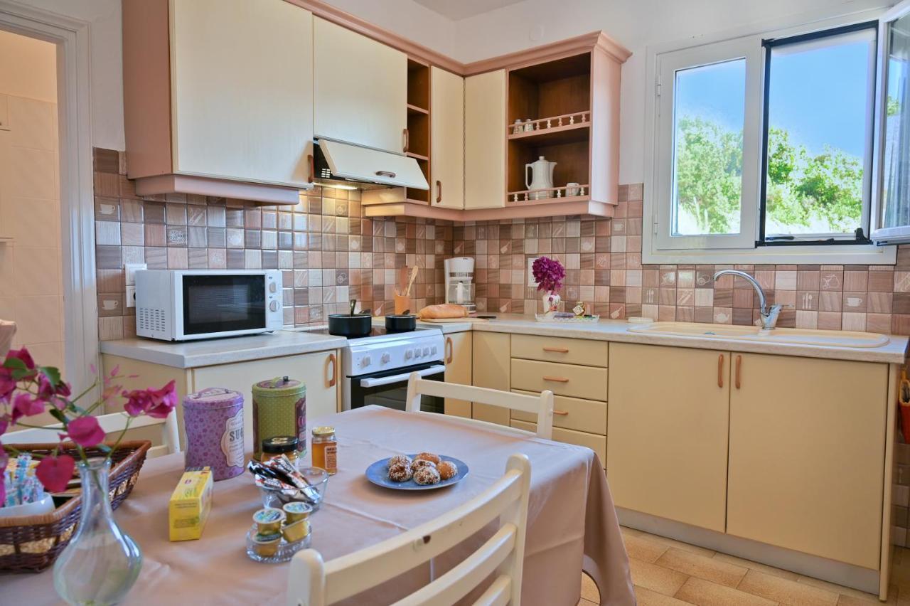 Villa Ireni Waterfont Фискардо Екстериор снимка
