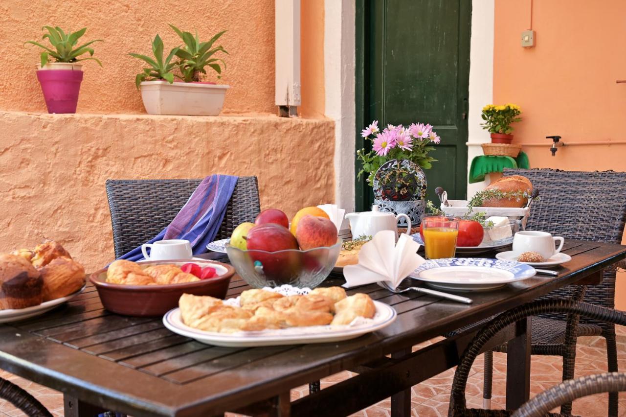 Villa Ireni Waterfont Фискардо Екстериор снимка