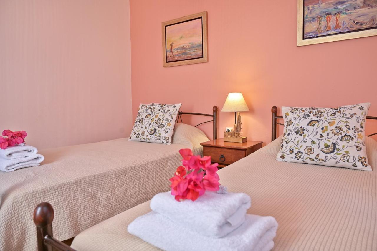Villa Ireni Waterfont Фискардо Екстериор снимка