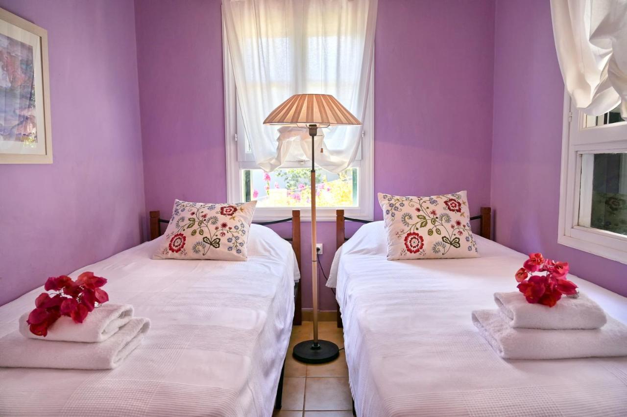 Villa Ireni Waterfont Фискардо Екстериор снимка