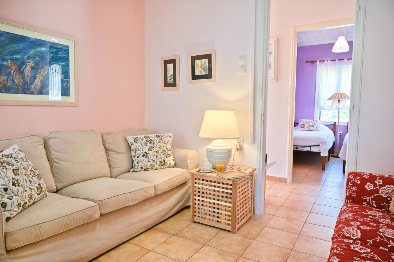 Villa Ireni Waterfont Фискардо Екстериор снимка